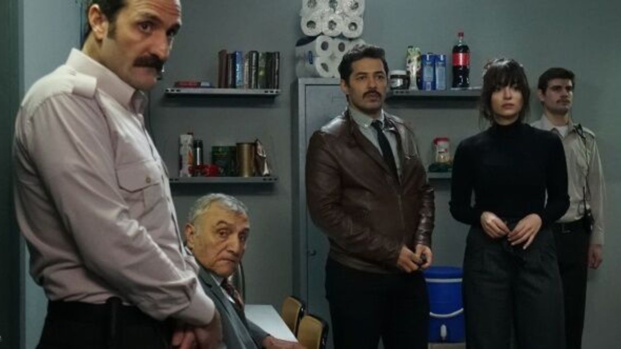 Timur Acar 'Kilit' filminde başgardiyan oldu