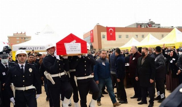 Şehit polis memuru Gaziantep'te defnedildi